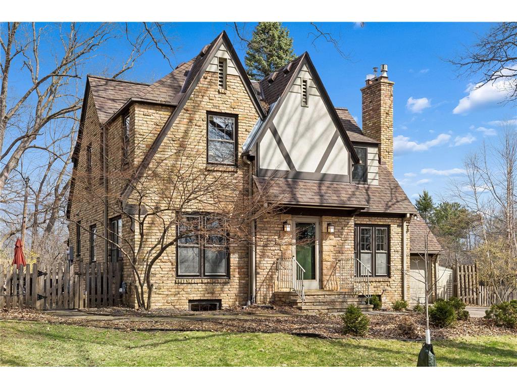 2 1/2 Webster Place Hopkins MN 55305 7041393 image2