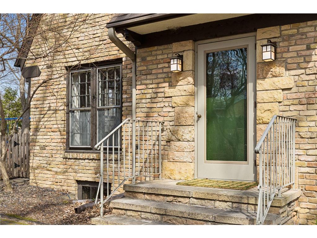 2 1/2 Webster Place Hopkins MN 55305 7041393 image4