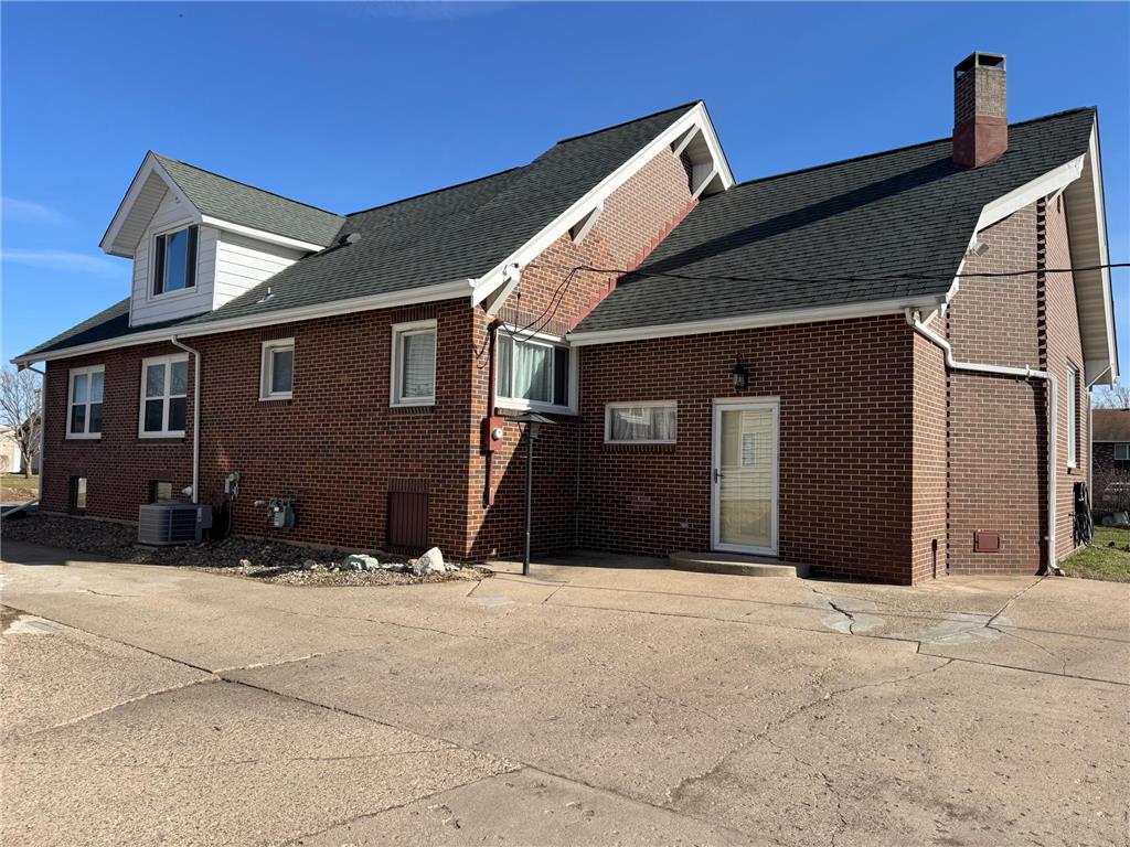 20 2nd Avenue SW Wells MN 56097 7048394 image2