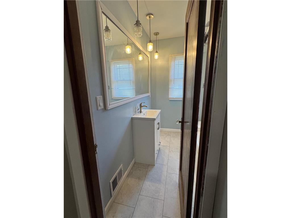 20 2nd Avenue SW Wells MN 56097 7048394 image22