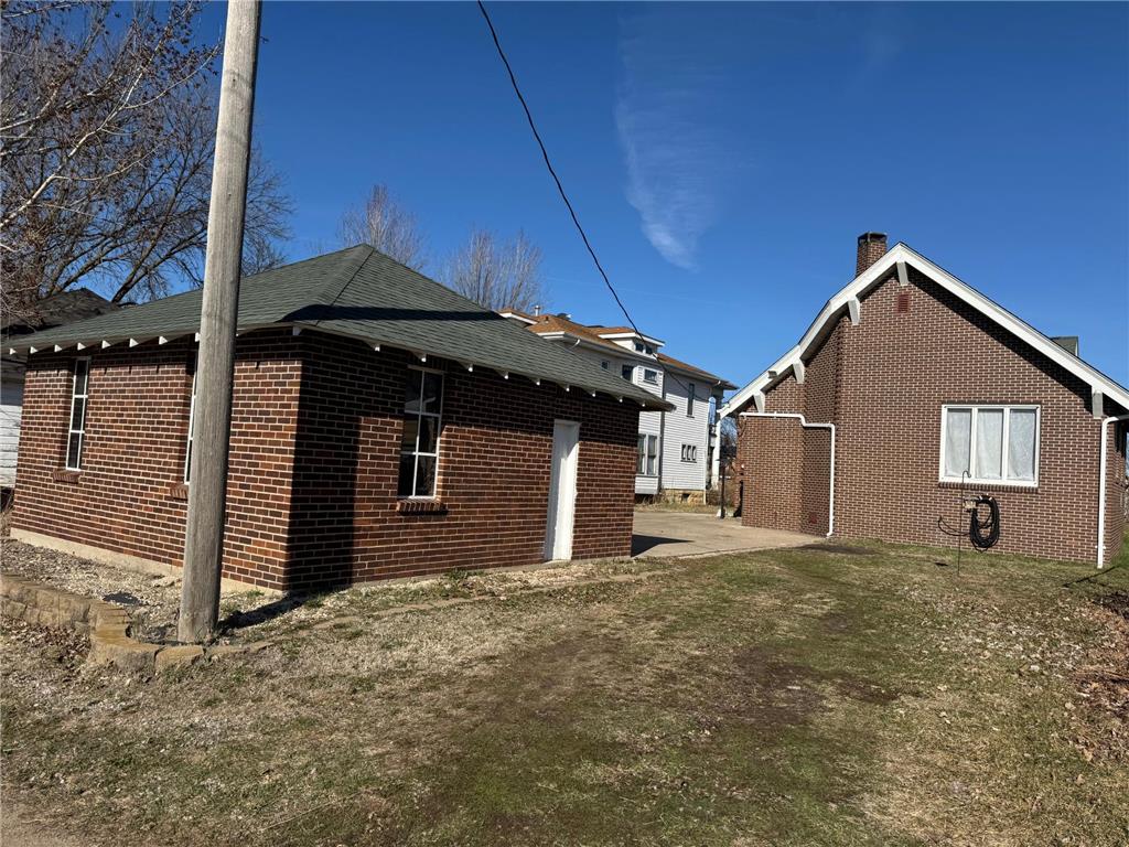 20 2nd Avenue SW Wells MN 56097 7048394 image4