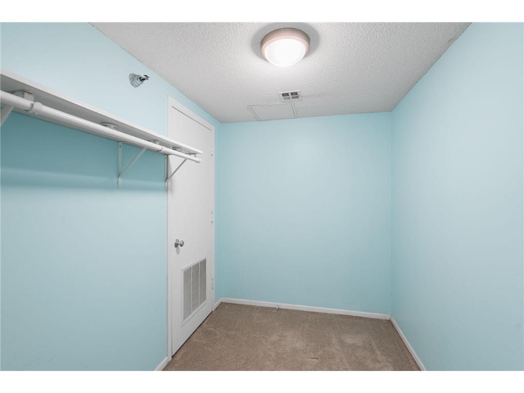 20 2nd Street NE #P1902 Minneapolis MN 55413 7088500 image15