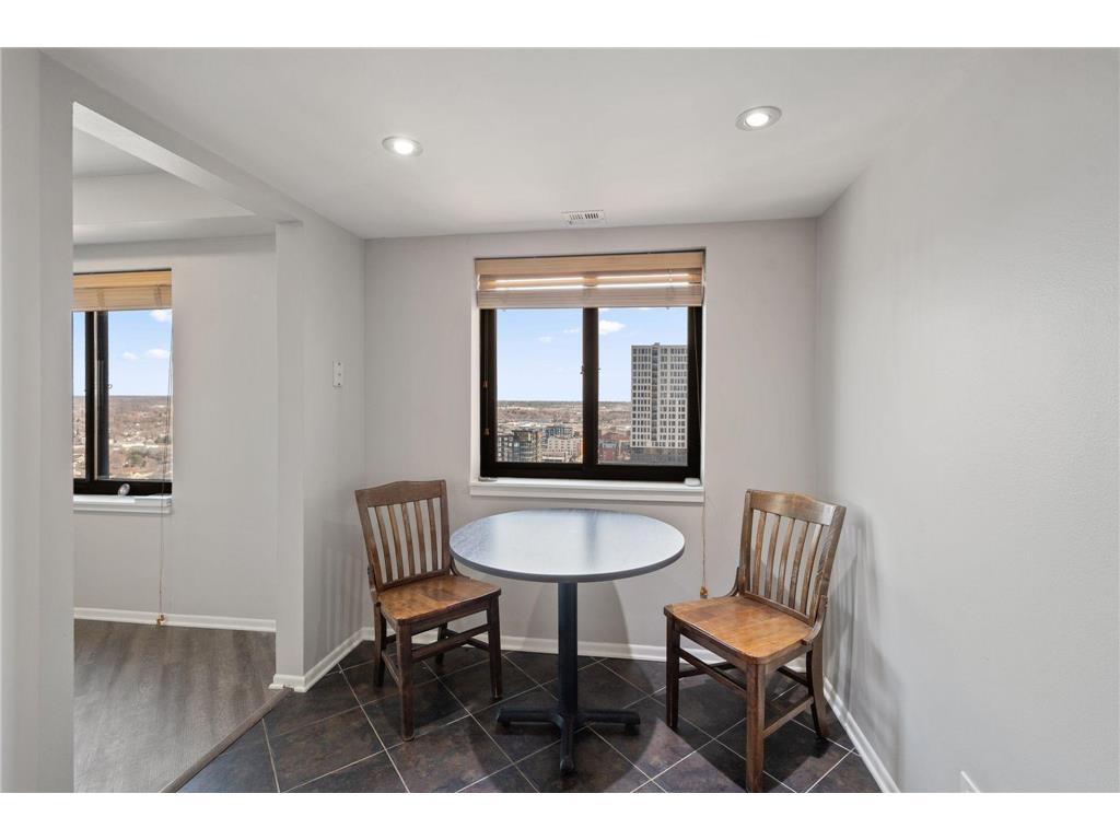 20 2nd Street NE #P2302 Minneapolis MN 55413 7022269 image10