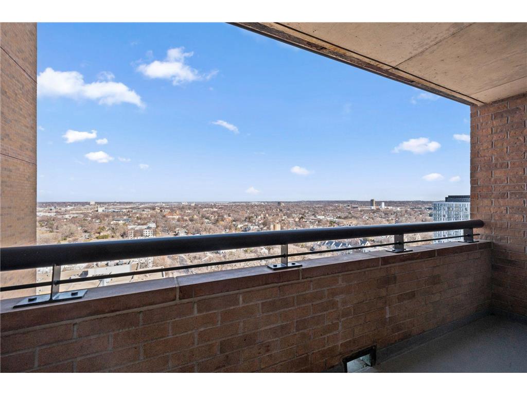 20 2nd Street NE #P2302 Minneapolis MN 55413 7022269 image16