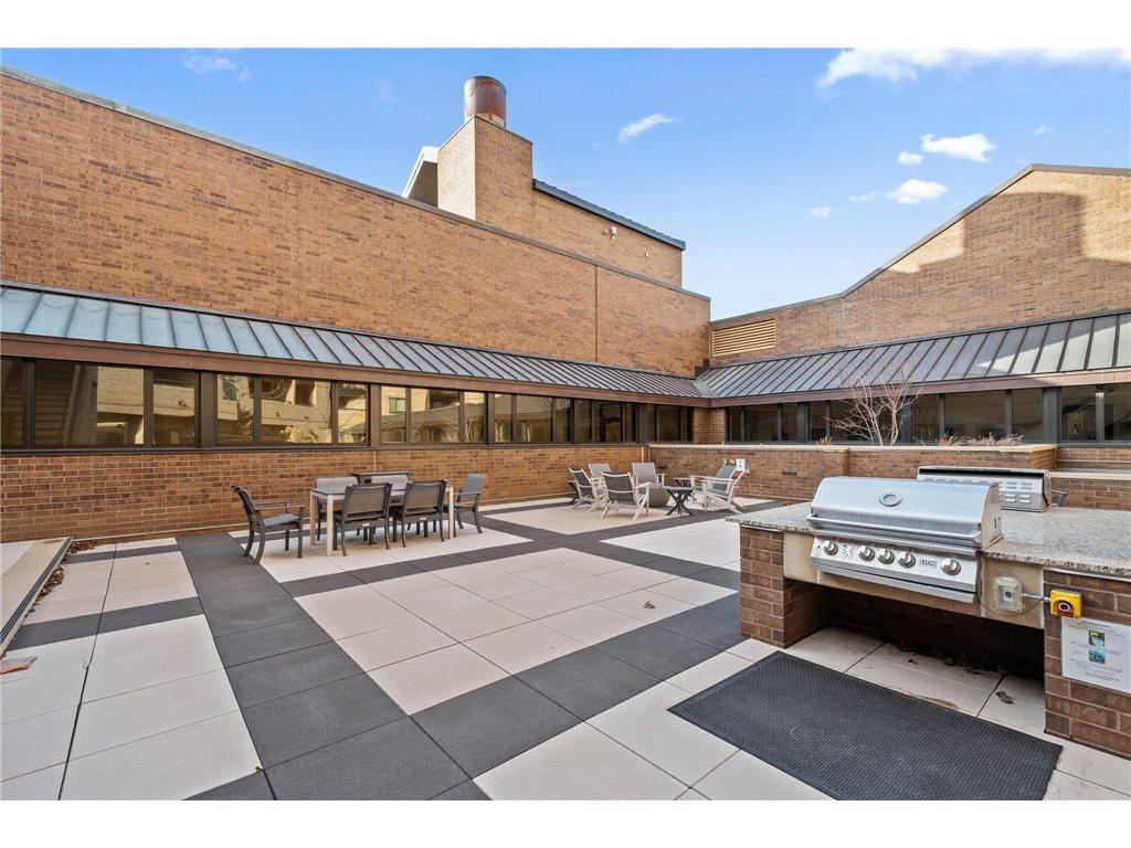 20 2nd Street NE #P2302 Minneapolis MN 55413 7022269 image20