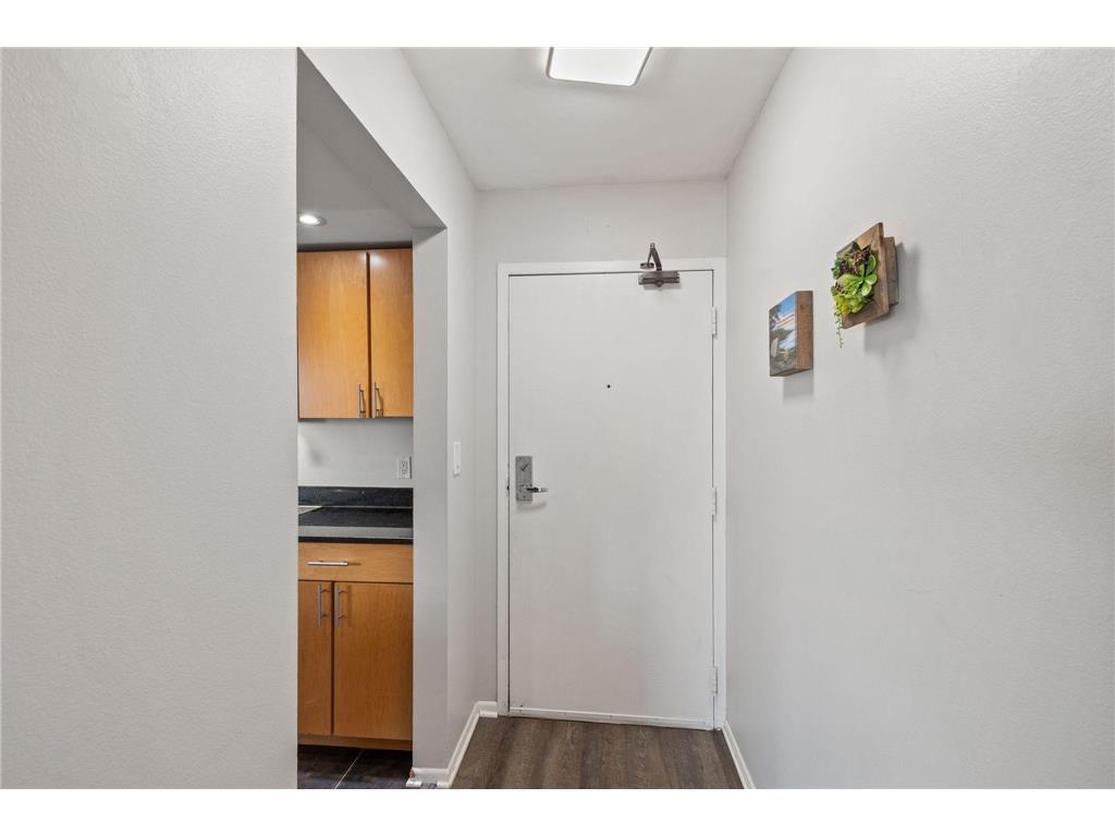 20 2nd Street NE #P2302 Minneapolis MN 55413 7022269 image6