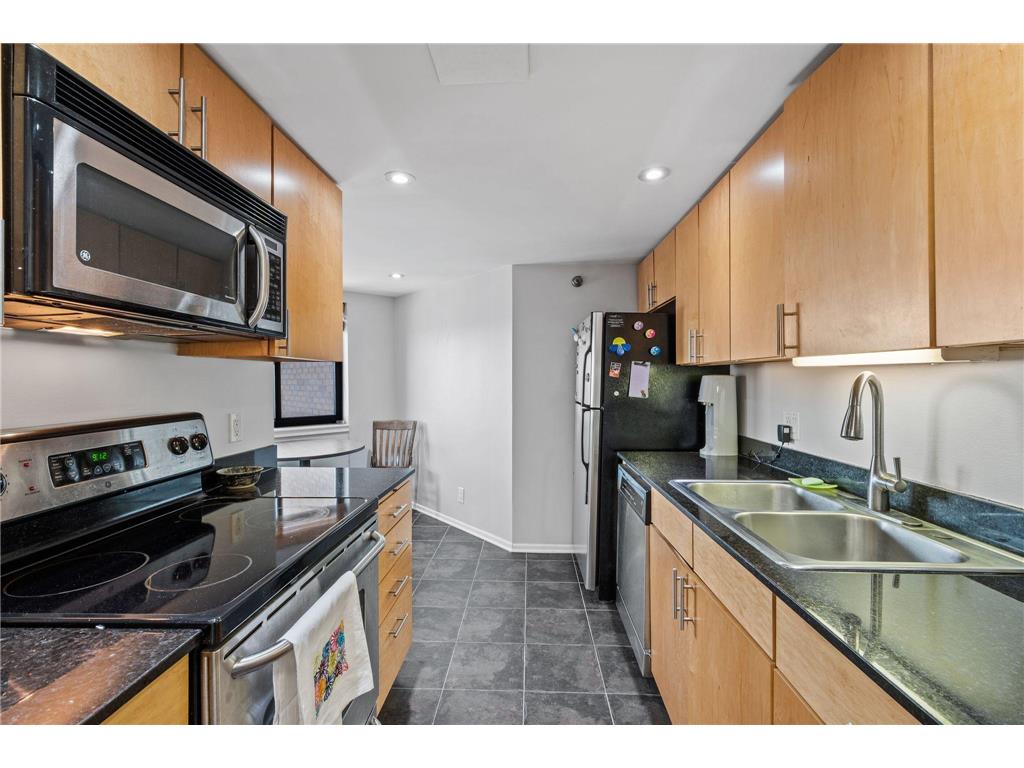 20 2nd Street NE #P2302 Minneapolis MN 55413 7022269 image9