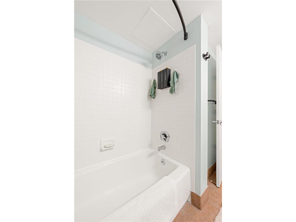 20 2nd Street NE #P703 Minneapolis MN 55413 - Mississippi 7099652 image23