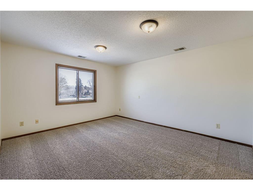 20 94th Circle NW #203NW Coon Rapids MN 55448 7003471 image11