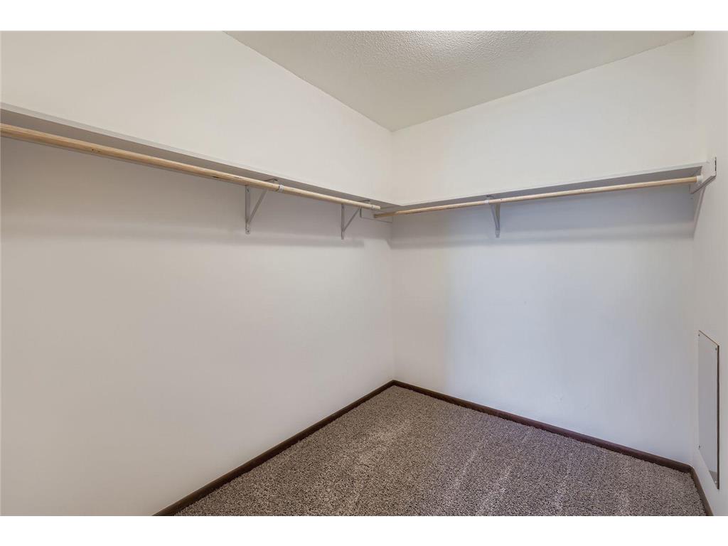 20 94th Circle NW #203NW Coon Rapids MN 55448 7003471 image17