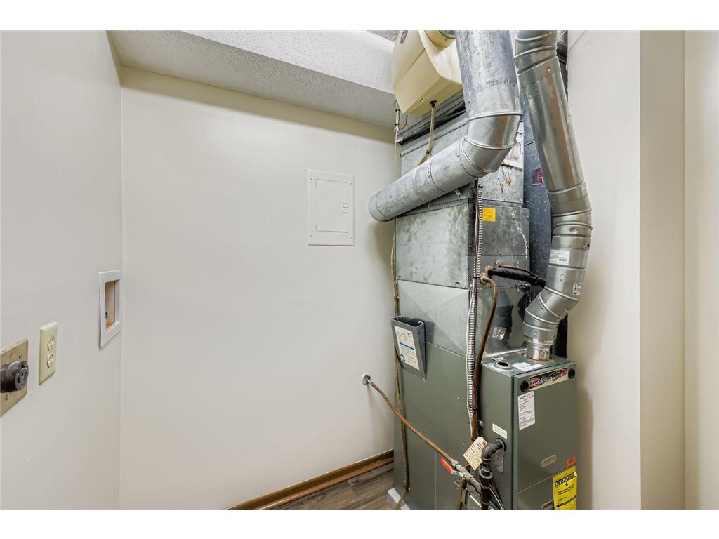 20 94th Circle NW #203NW Coon Rapids MN 55448 7003471 image18