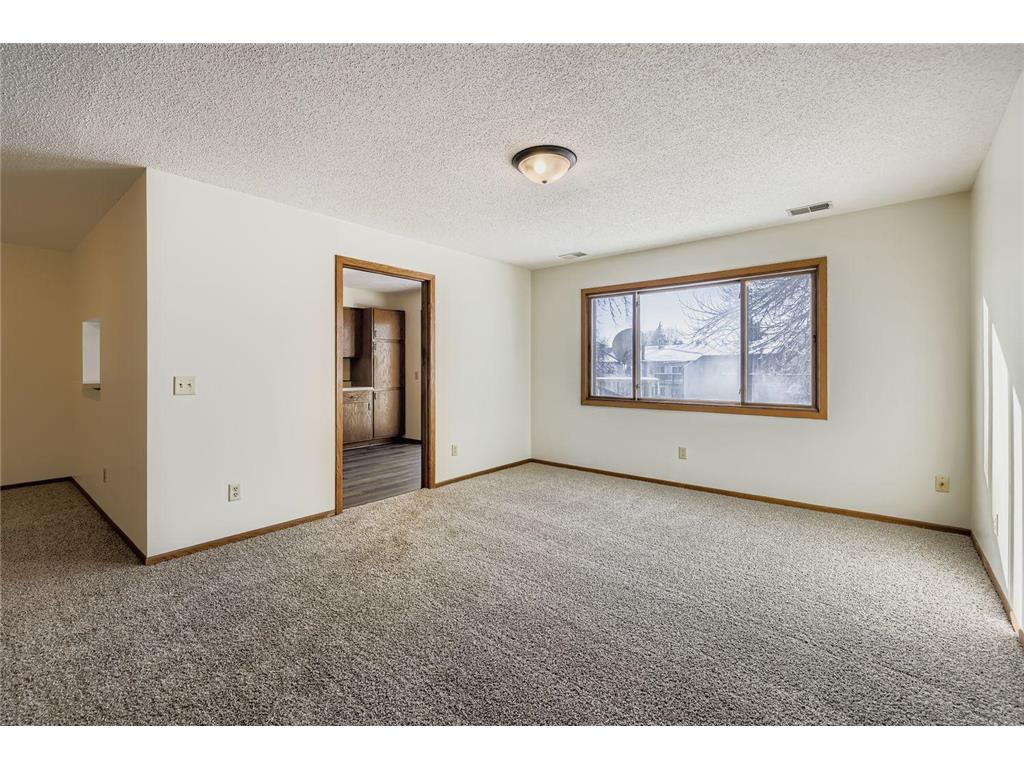 20 94th Circle NW #203NW Coon Rapids MN 55448 7003471 image5