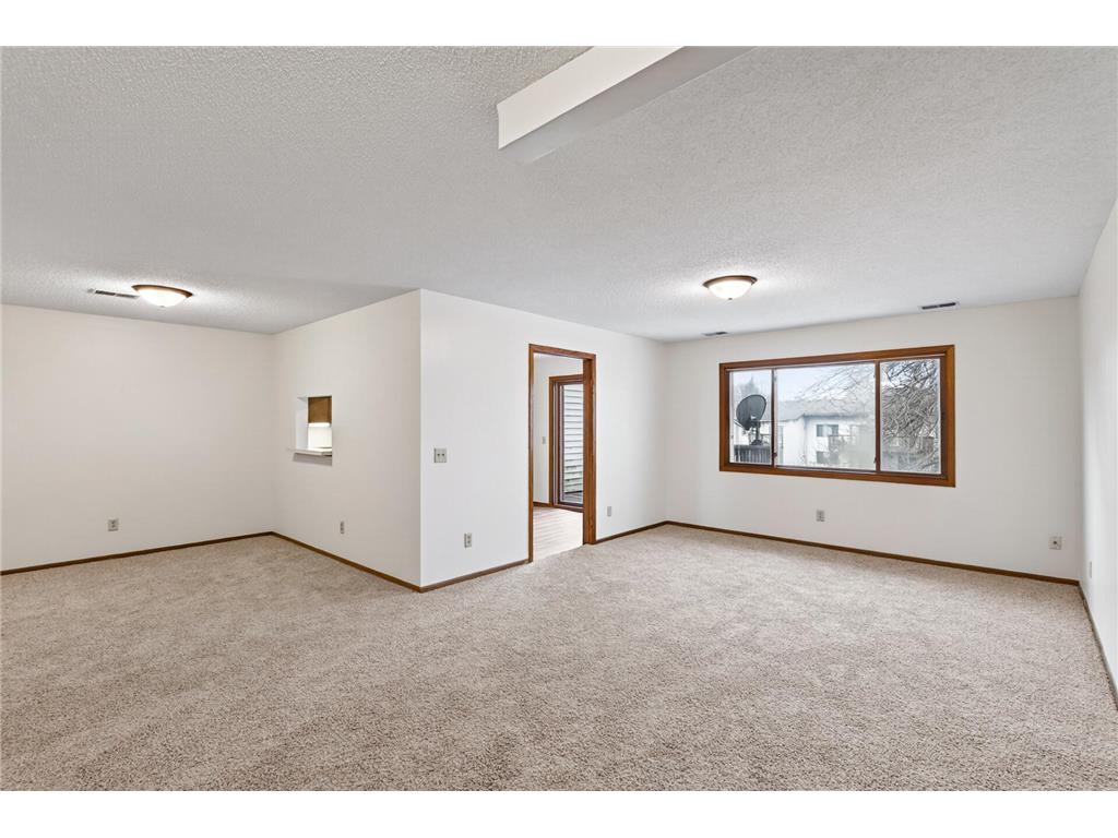 20 94th Circle NW #203NW Coon Rapids MN 55448 7057176 image3