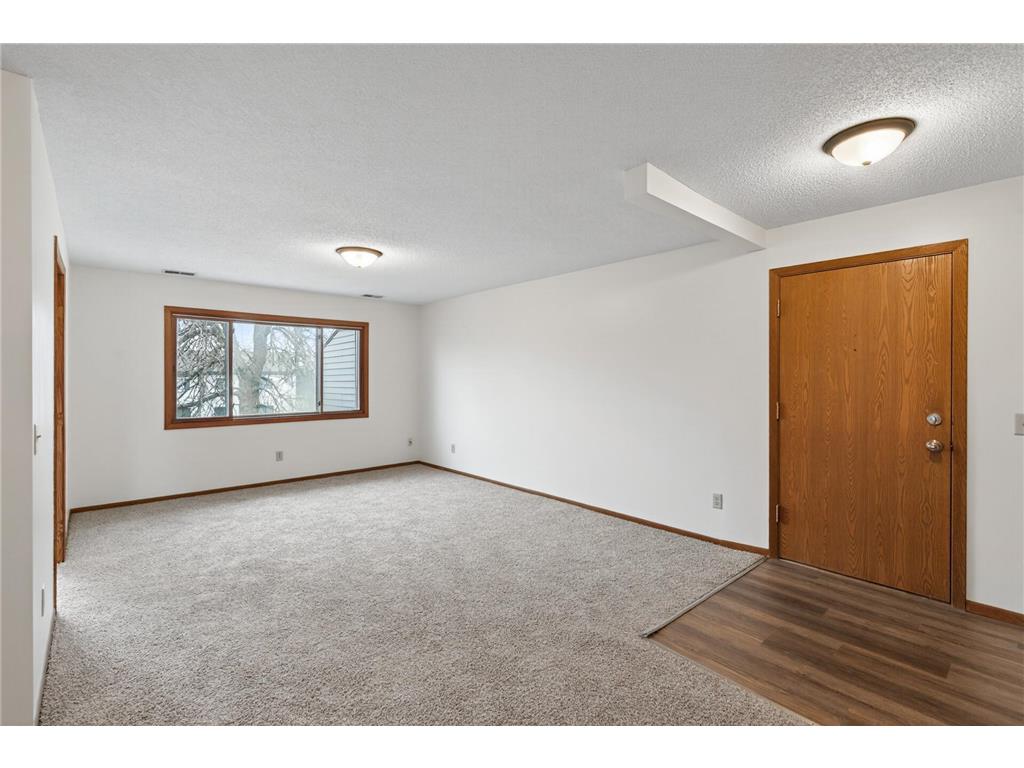 20 94th Circle NW #203NW Coon Rapids MN 55448 7057176 image5