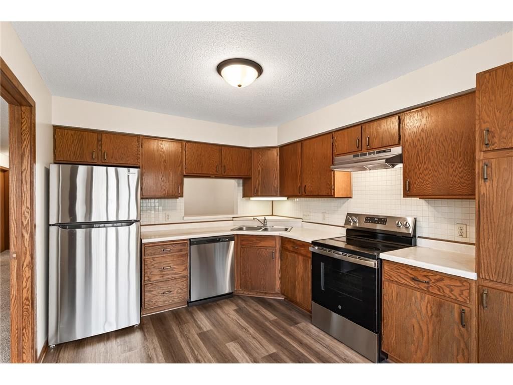 20 94th Circle NW #203NW Coon Rapids MN 55448 7057176 image6