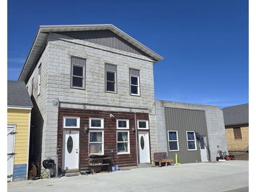20 Broadway Street W Akeley MN 56433 7037658 image1