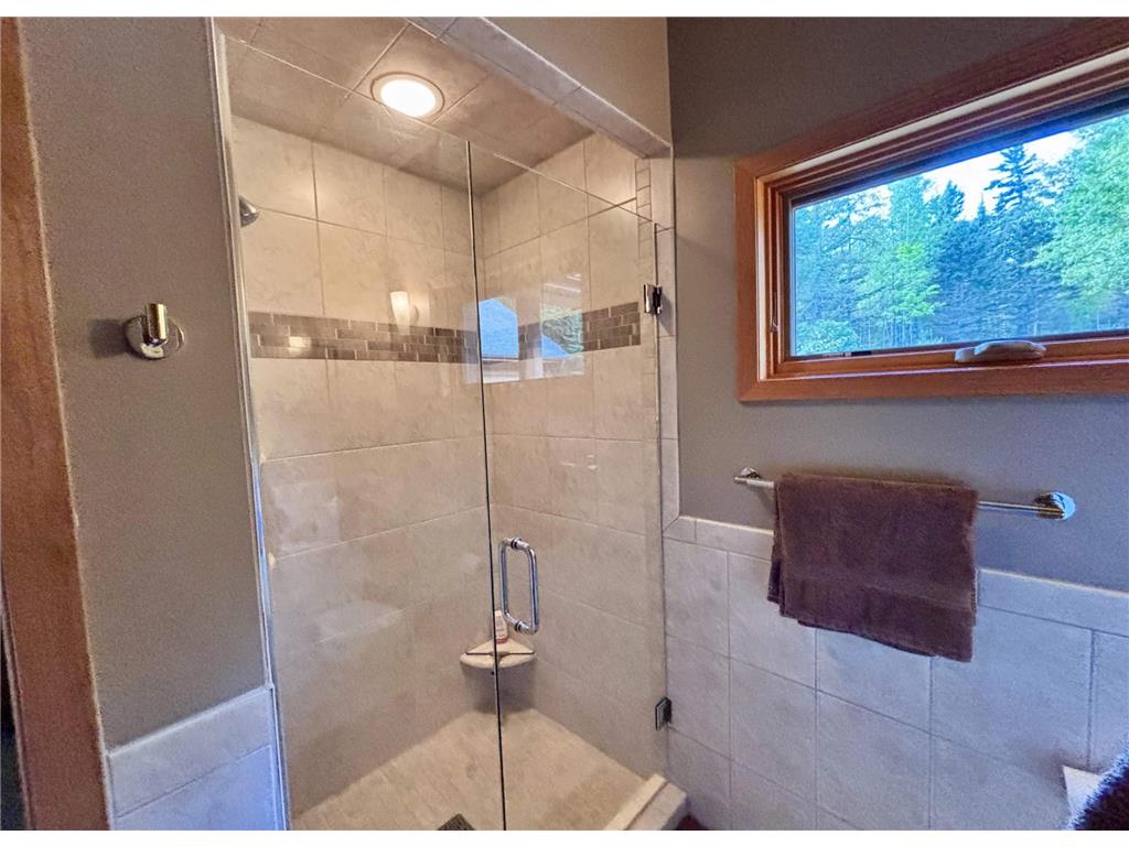 20 E Big Bay Point Hovland MN 55606 - Superior 6804753 image19