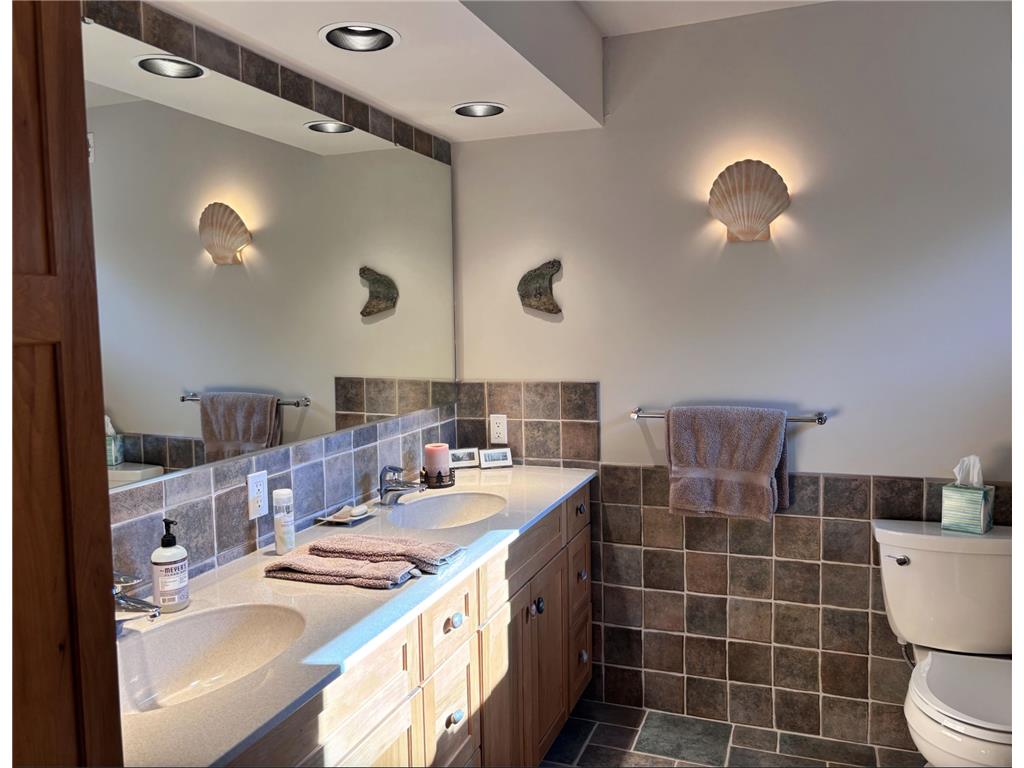 20 E Big Bay Point Hovland MN 55606 - Superior 6804753 image27