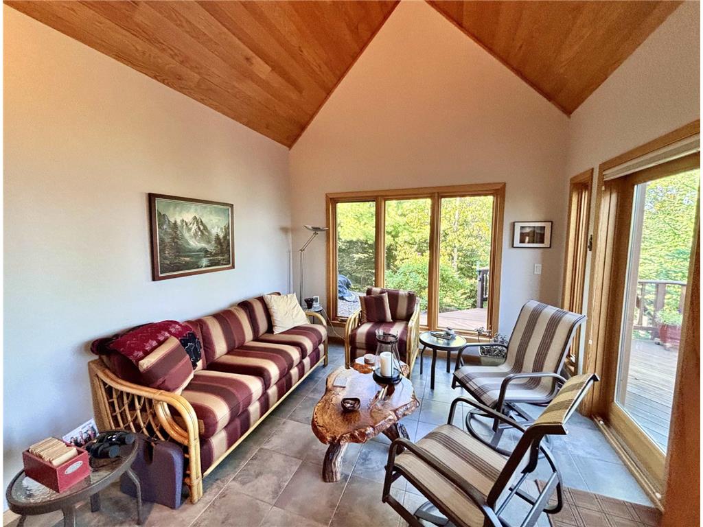 20 E Big Bay Point Hovland MN 55606 - Superior 6804753 image9