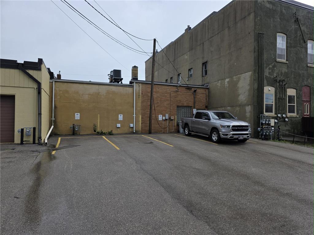 20 E Main Street Dodge Center MN 55927 7035602 image6