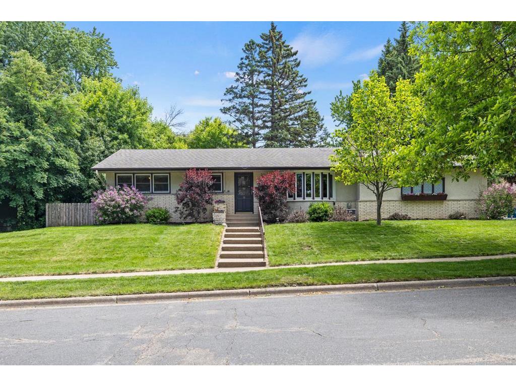 20 Logan Avenue E West Saint Paul MN 55118 6723439 image1