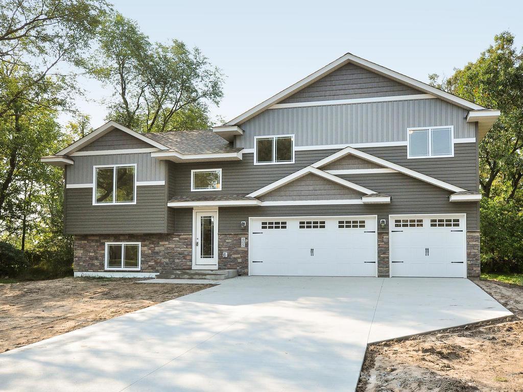 20 N Fitzgerald Avenue Rush City MN 55069 6392175 image1