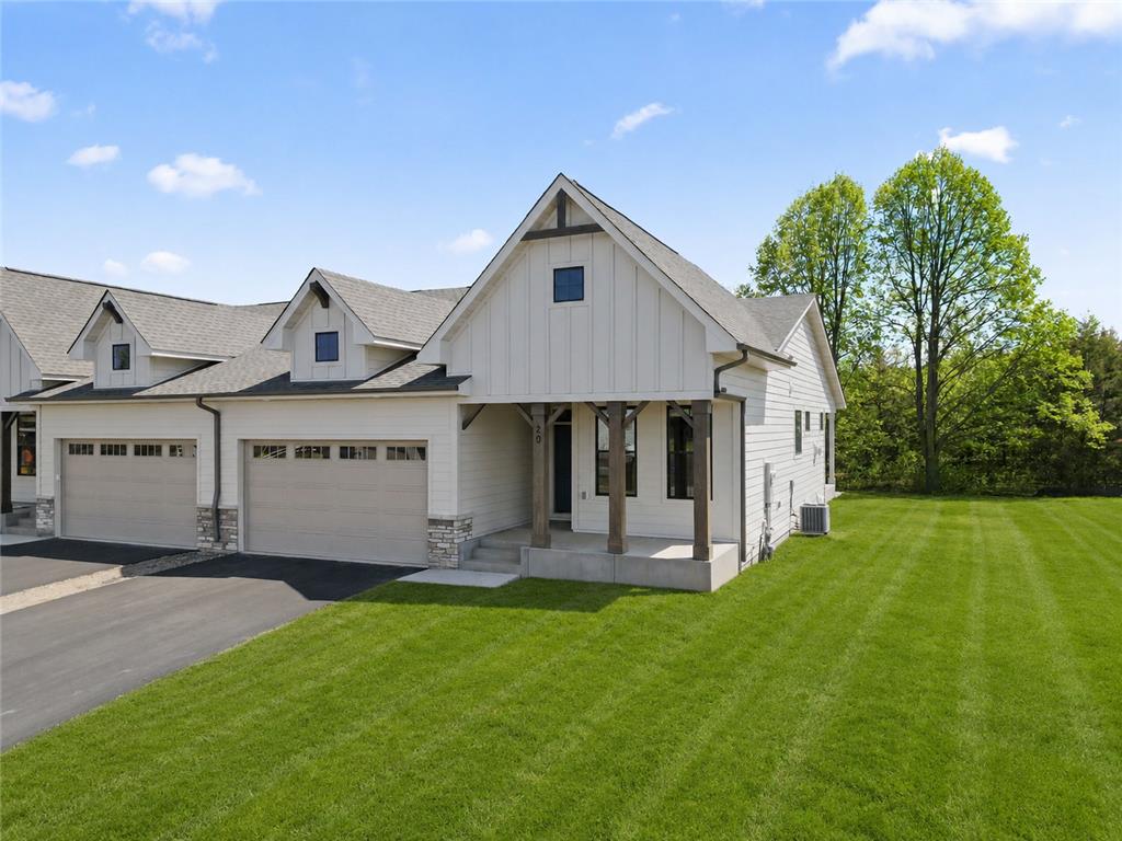 20 Palomino Court Hudson WI 54016 7071100 image1