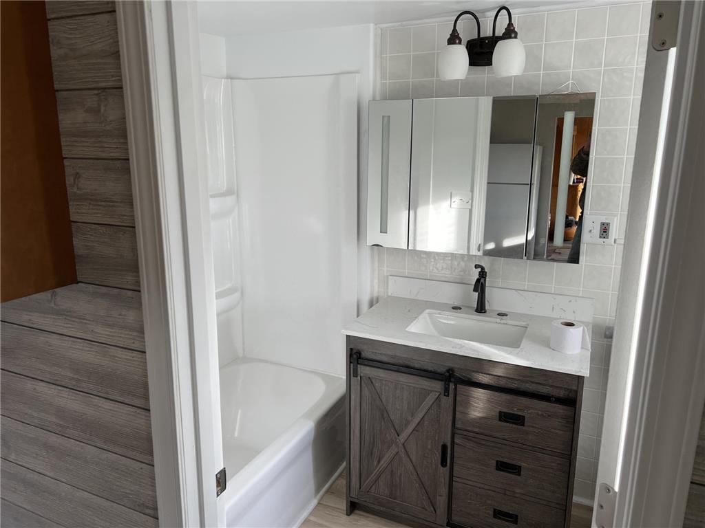 20 S Main Street Mcgregor MN 55760 7018349 image13