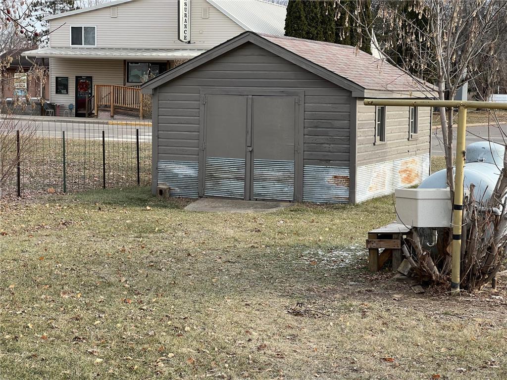 20 S Main Street Mcgregor MN 55760 7018349 image25