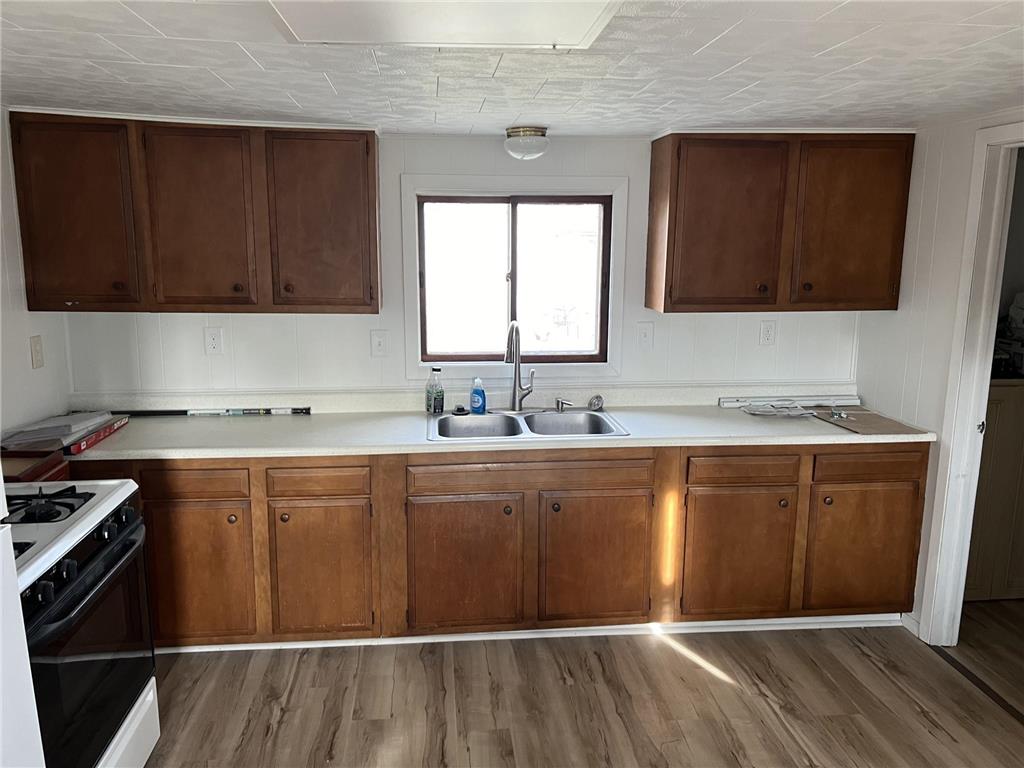 20 S Main Street Mcgregor MN 55760 7018349 image9