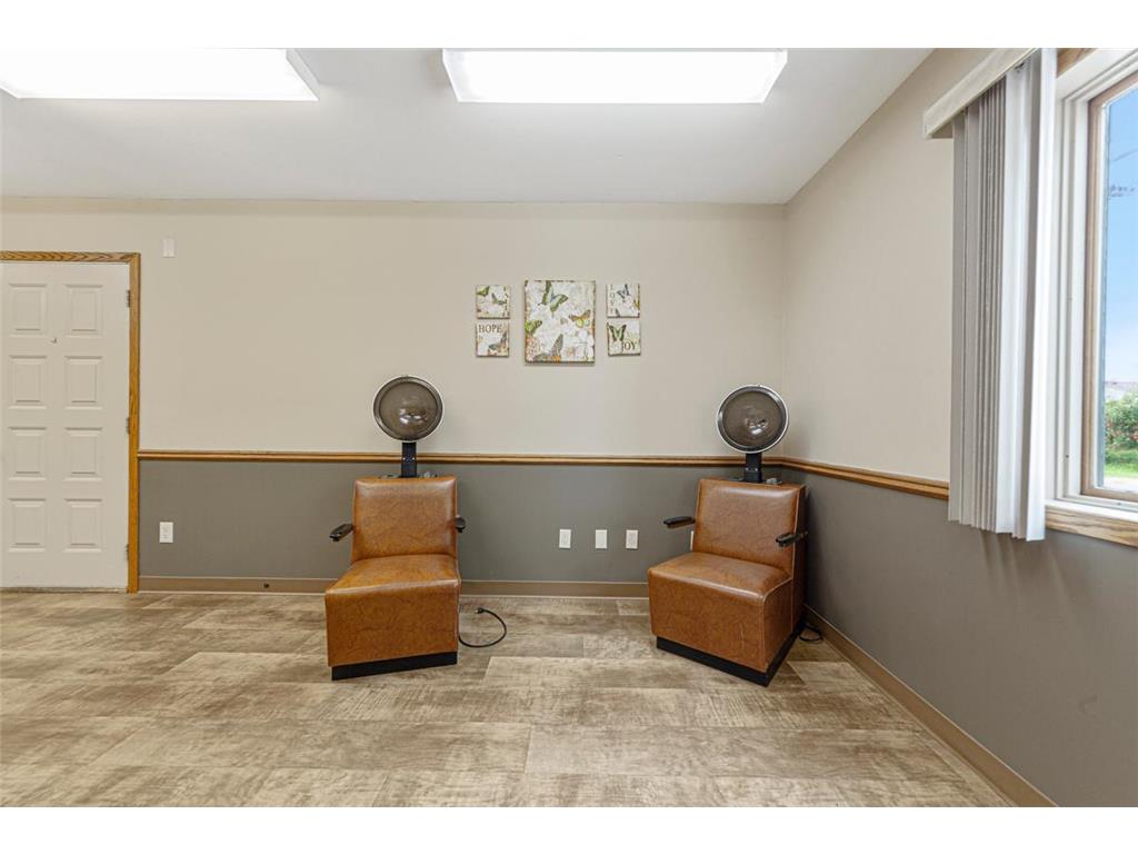 20 S Renville Street Winthrop MN 55396 6756892 image12