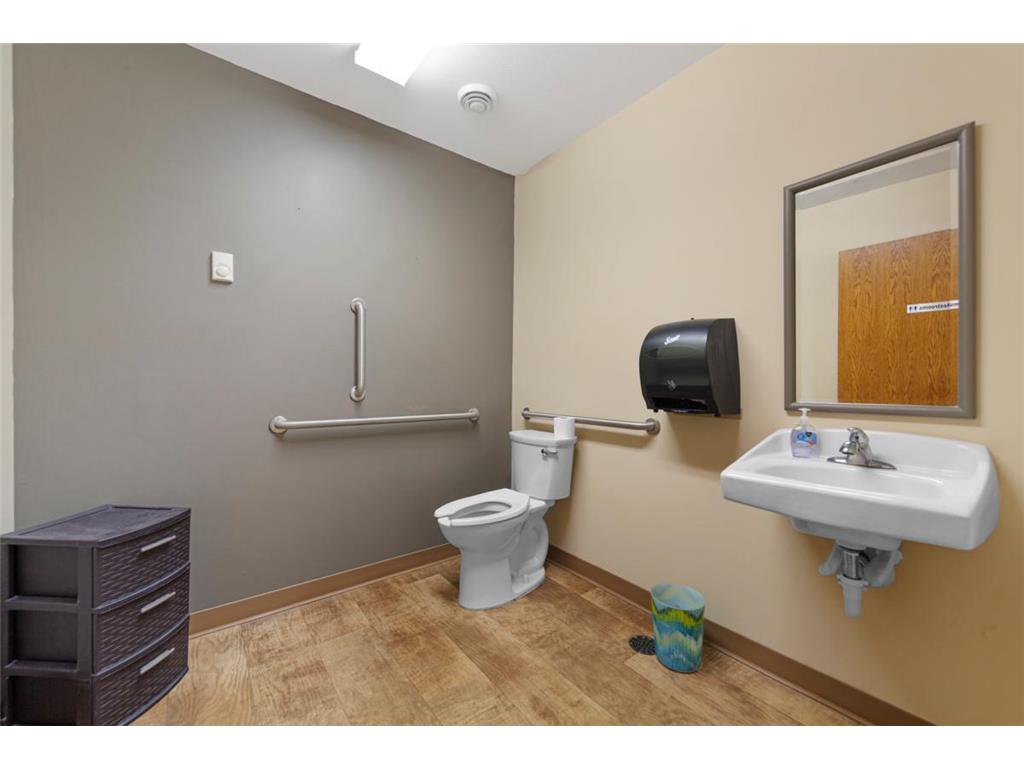 20 S Renville Street Winthrop MN 55396 6756892 image14