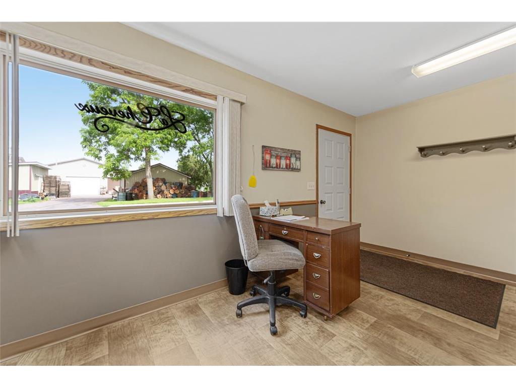 20 S Renville Street Winthrop MN 55396 6756892 image7