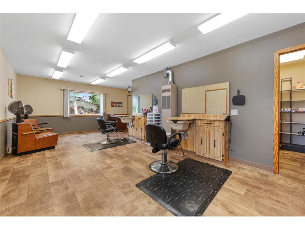 20 S Renville Street Winthrop MN 55396 6756892 image9