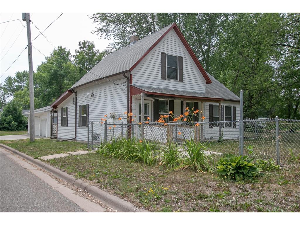 20 W 3rd Street Rush City MN 55069 6402384 image1