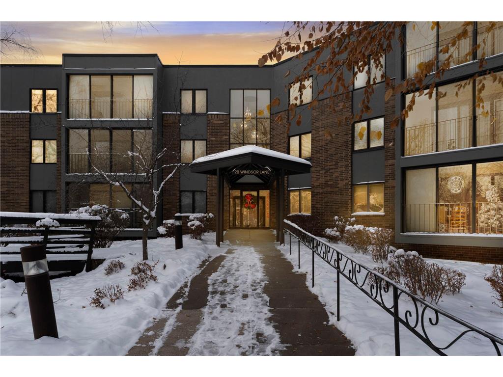 20 Windsor Lane #304A New Brighton MN 55112 6821239 image1