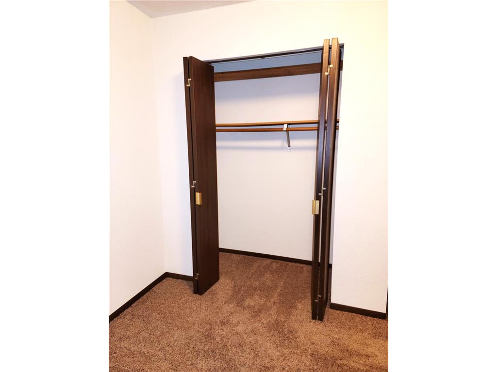 200 10th Avenue SE #C1 Fairfax MN 55332 6816517 image13