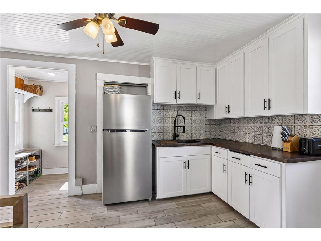 200 17th Avenue N Hopkins MN 55343 7071520 image17