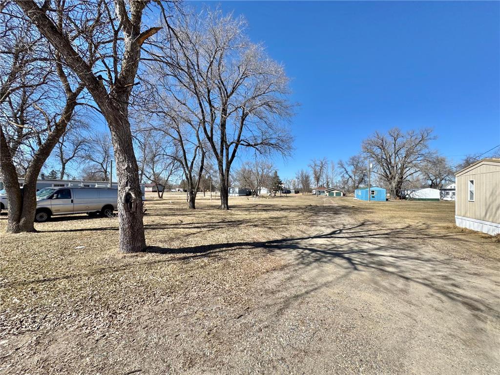 200 1st St NE Twin Valley MN 56584 7061185 image14