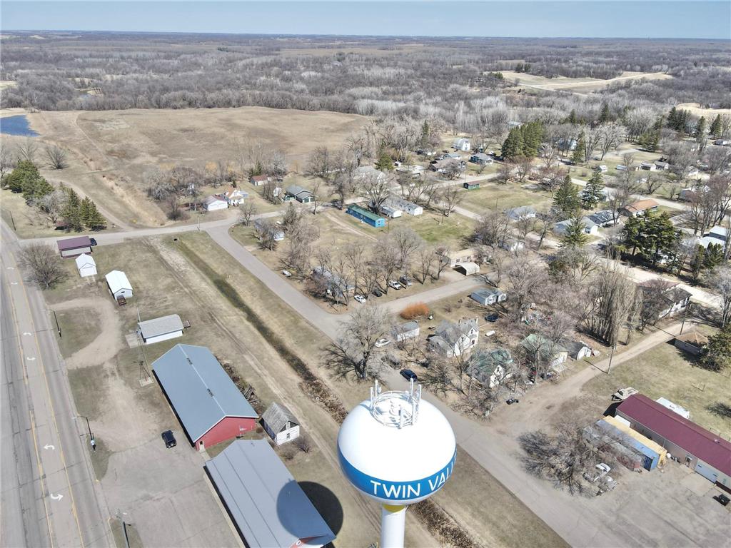 200 1st St NE Twin Valley MN 56584 7061185 image4