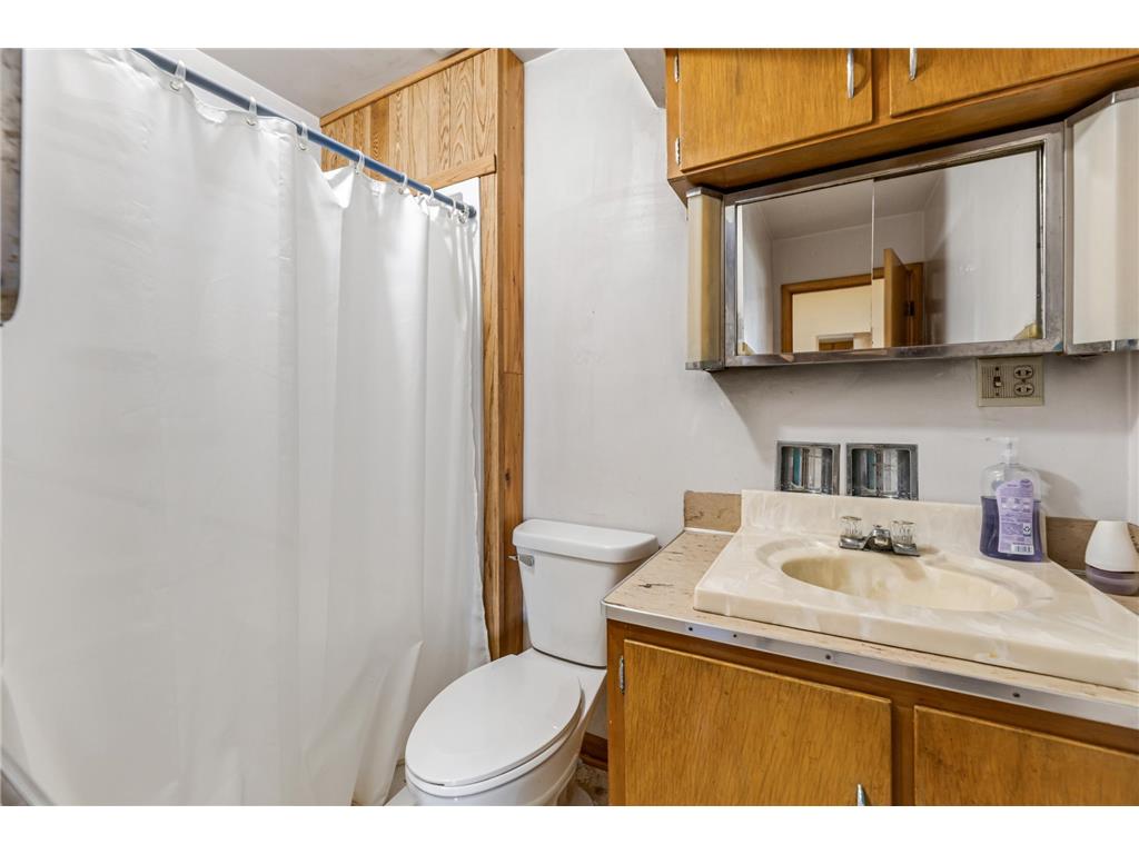 200 1st Street SE Eitzen MN 55931 6799716 image11