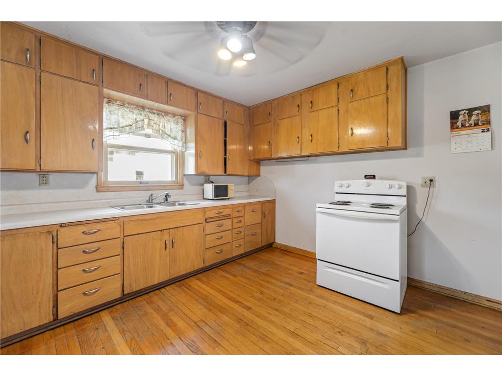 200 1st Street SE Eitzen MN 55931 6799716 image8