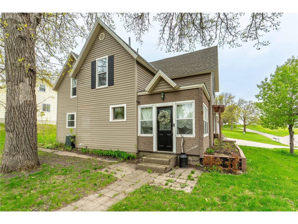 200 5th Avenue SE Pelican Rapids MN 56572 7077608 image1