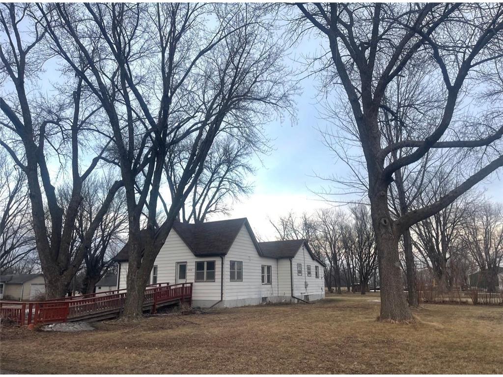 200 5th Street Walnut Grove MN 56180 7019548 image1