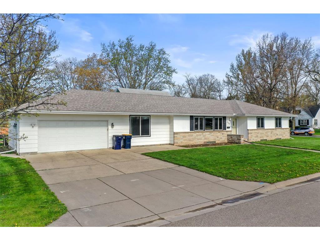 200 8th Street Farmington MN 55024 6528806 image1