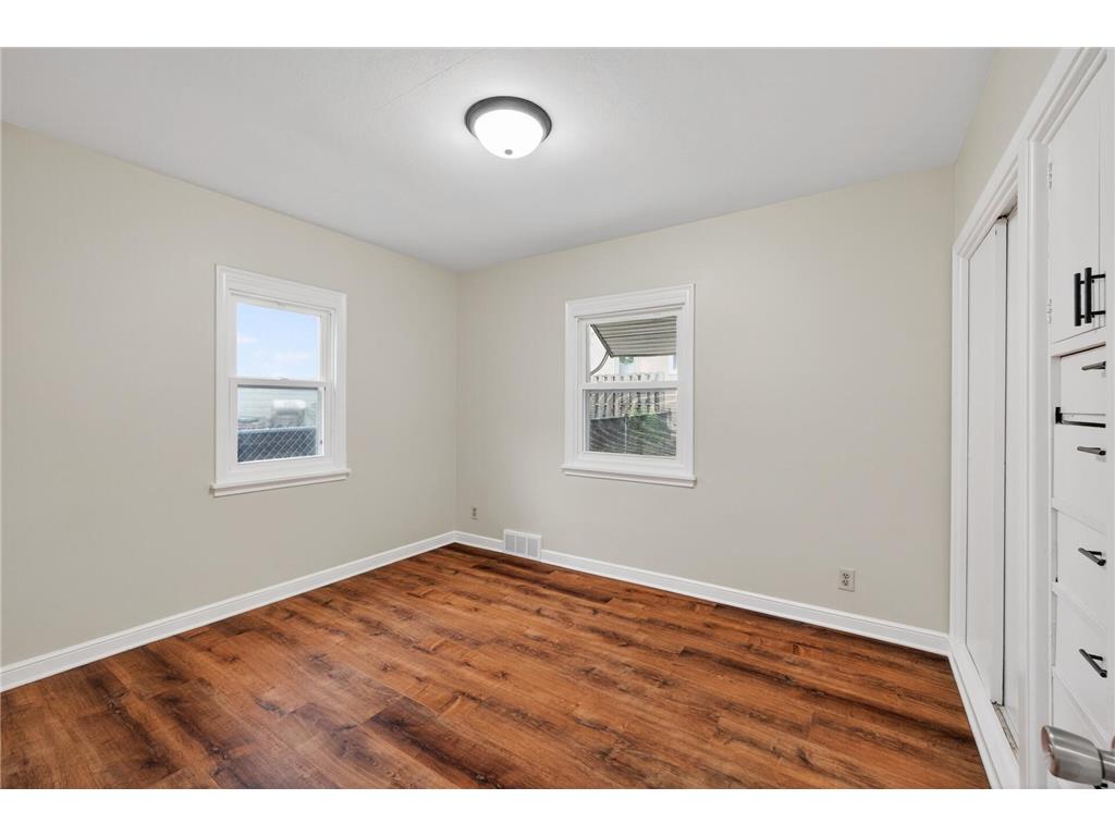 200 Belvidere Street E Saint Paul MN 55107 7059218 image13