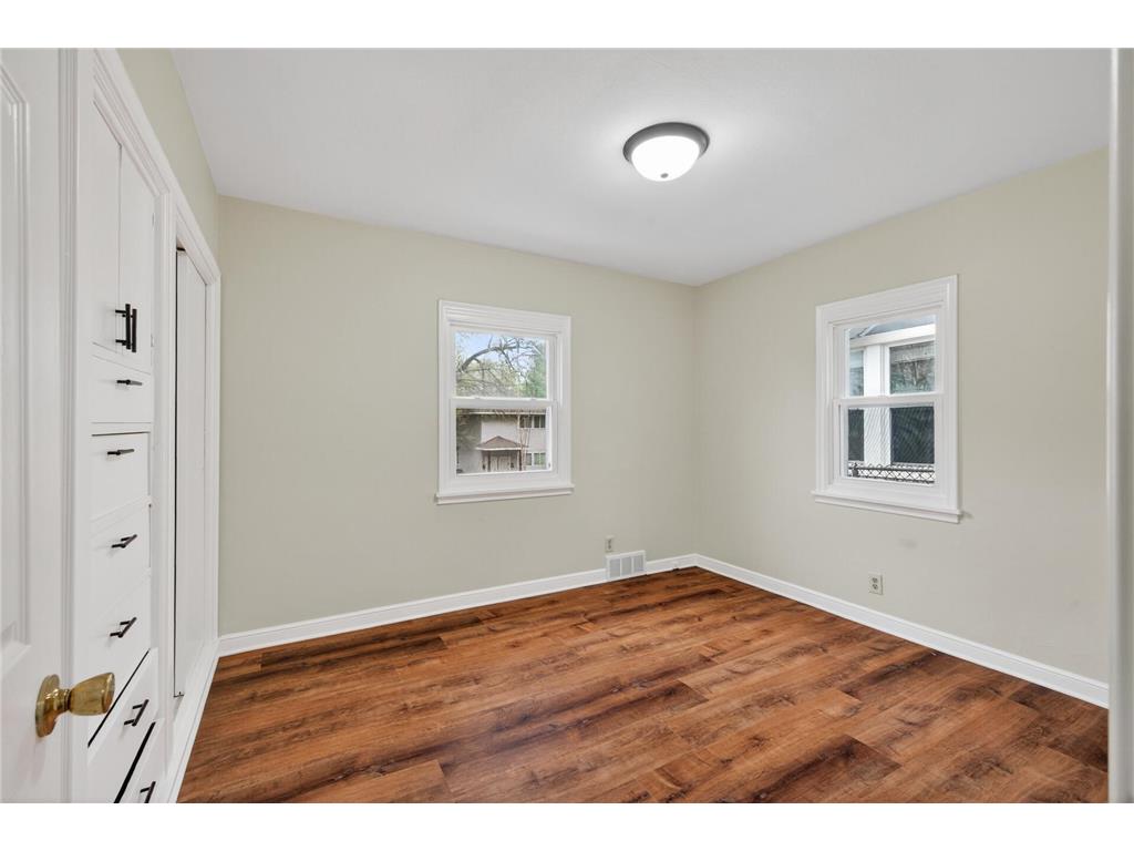 200 Belvidere Street E Saint Paul MN 55107 7059218 image15
