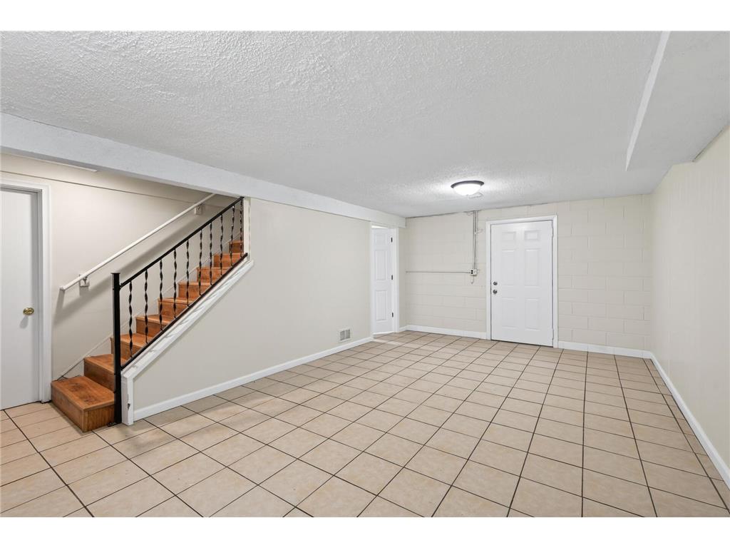 200 Belvidere Street E Saint Paul MN 55107 7059218 image22