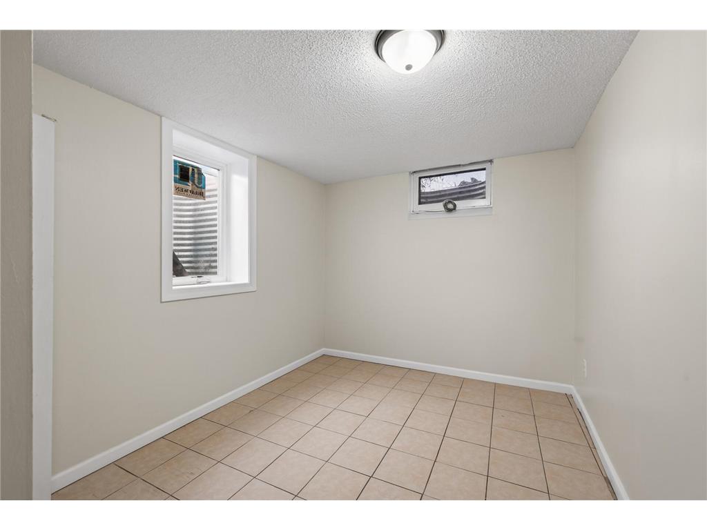 200 Belvidere Street E Saint Paul MN 55107 7059218 image25