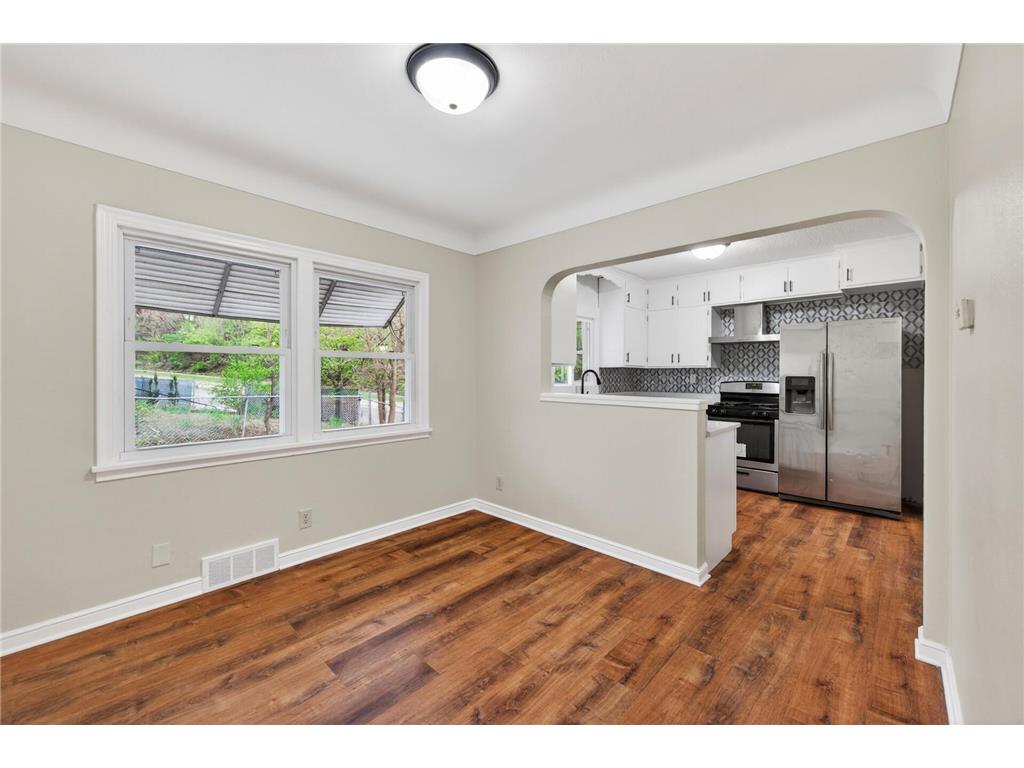 200 Belvidere Street E Saint Paul MN 55107 7059218 image8